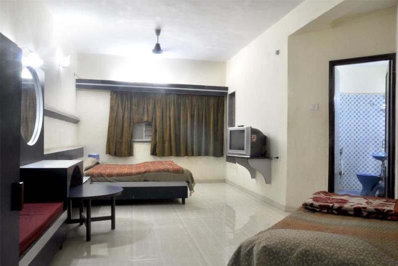 Sharan Hotel Shirdi Ngoại thất bức ảnh